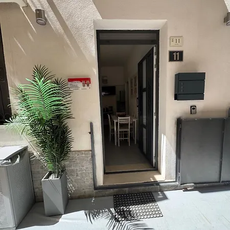 Marea Apartment's